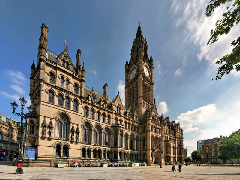 Manchester: Make Graduation an Excuse for a Holiday!