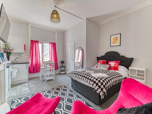 Studio Chester Heights