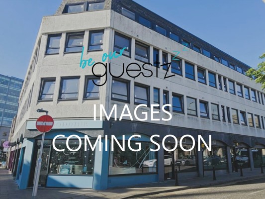 Three Bed With Parking City Point