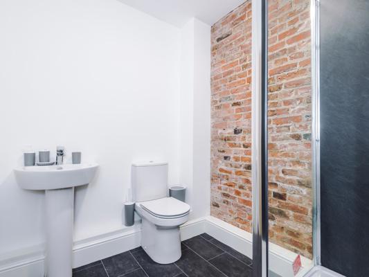 One Bed with SB Old Dutch Embassy