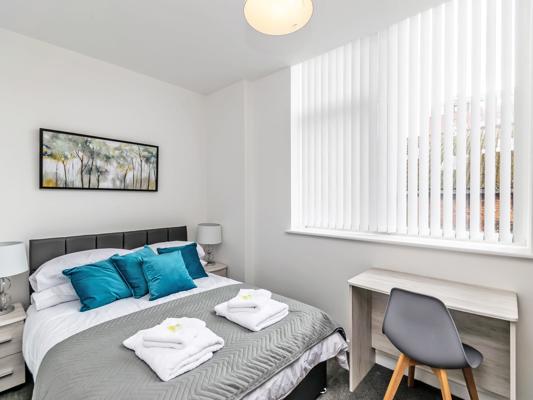 One Bed Apartment Double City Suites