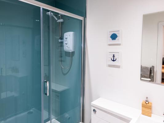 Studio 1 with Sofa Bed and Parking Glan Neigr