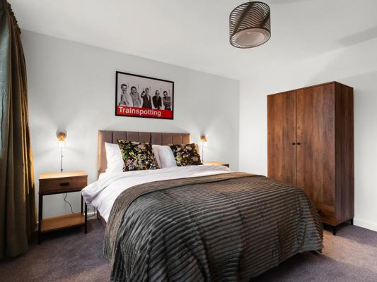 Two Bed With King Zip Beds City Point