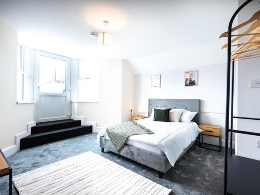 Basement Double Room Bayview