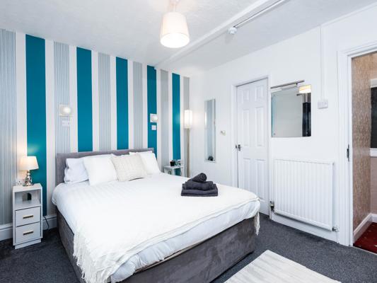 Double Room With Sofa Bed Bayview