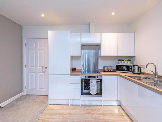 Two Bedroom Apartment Prescott Court (2)