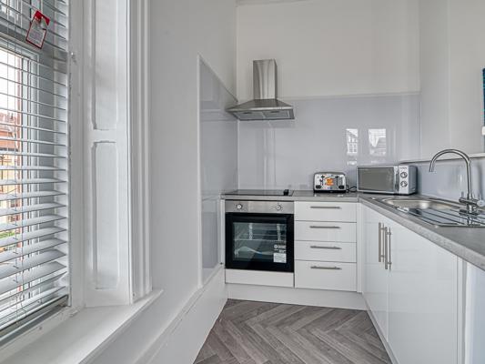 Large Studio Glendale House