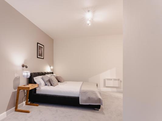 Three Bedroom Apartment Prescott Court