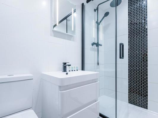 Two Bed Apartment Charles House