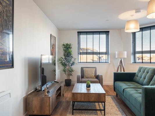 Two Bed With King Zip Beds City Point