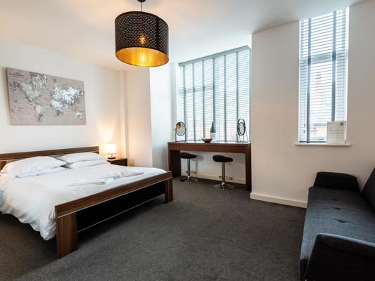 Large One Bed Apartment City Suites - Sleeps 2