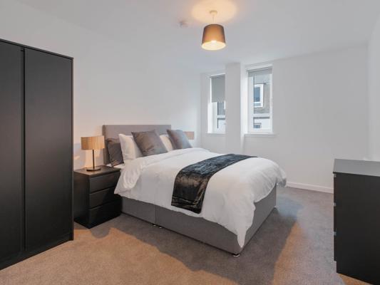 Two Bed With King Zip & Sofa Bed City Point