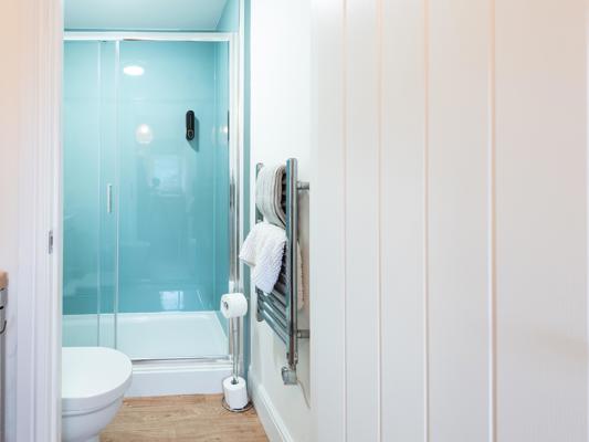 Studio 6 with Sofa Bed Glan Neigr