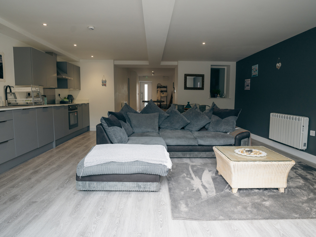 TBAY-29.jpg (1)
