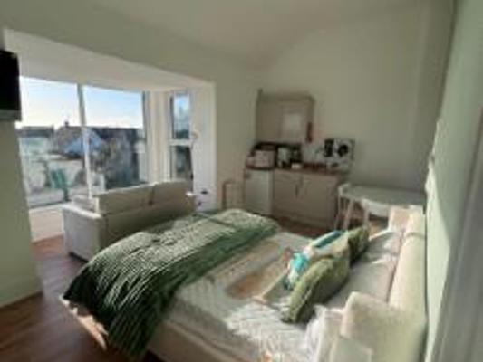 Double Studio with Sofa Bed, Parking and Sea View