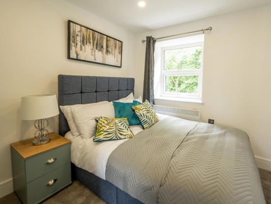 Two Bed Apartment With Sofa Bed Derwent House